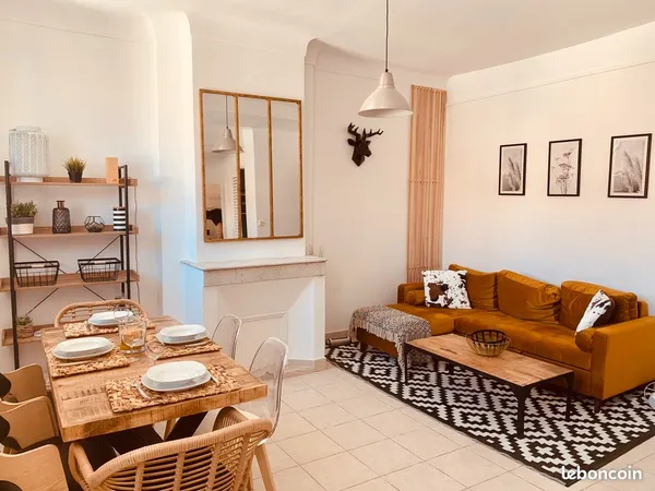 Toulon centre colocation- grande chambre meublée de 24 m² - 525 tout compris