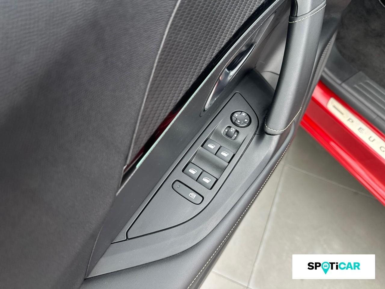 Peugeot 2008 1.2 puretech 130ch s&s gt eat8 — photo 19
