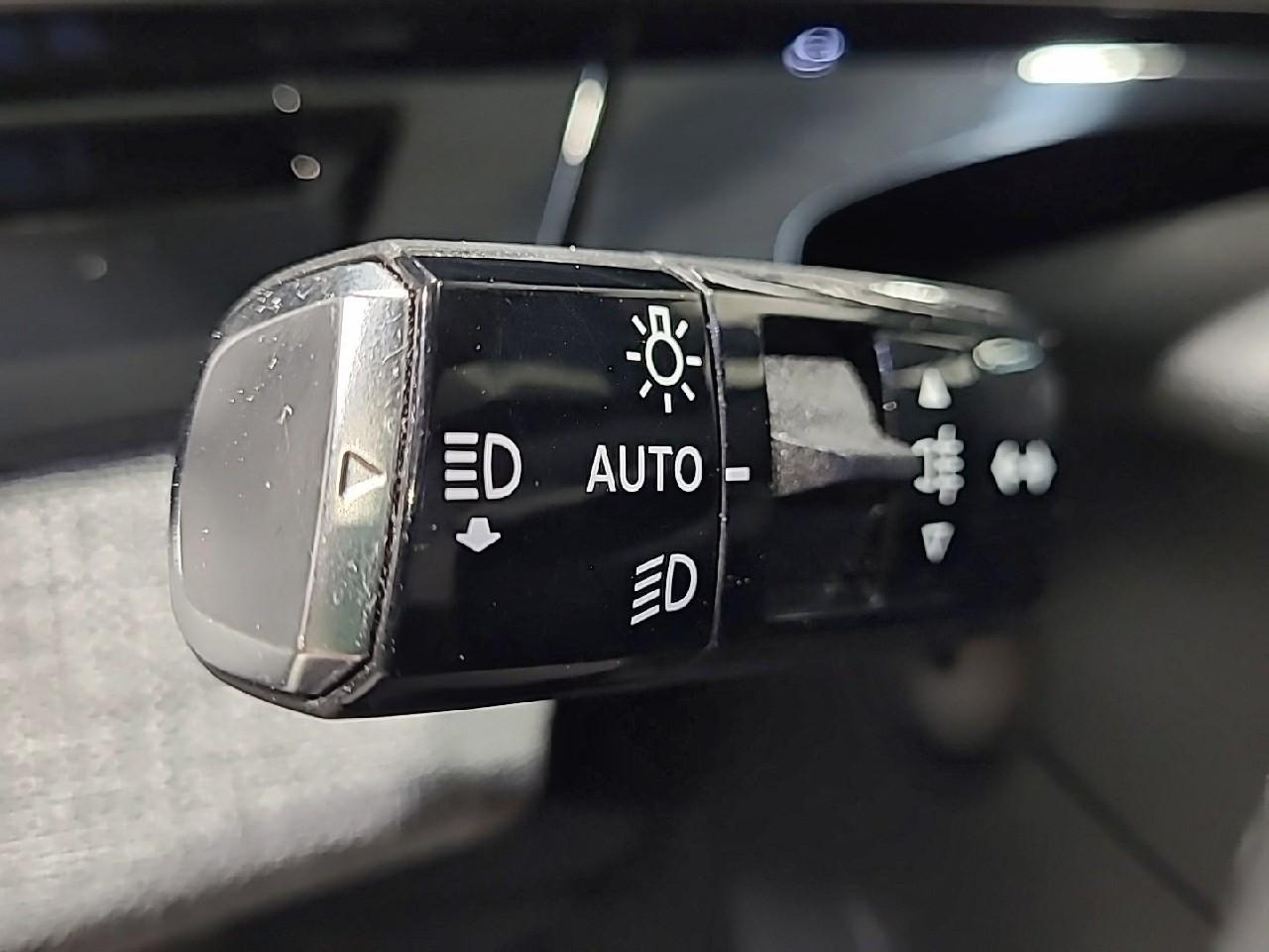 Peugeot 3008 hybrid 136 e-dcs6 gt — photo 24