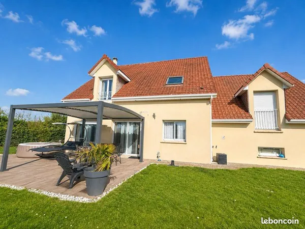 Maison 4 chambres avec jardin et garage