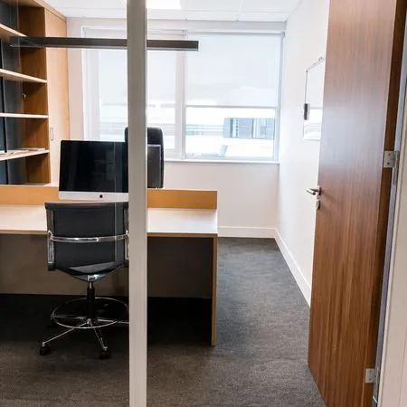 Bureau privatif 2 postes à louer