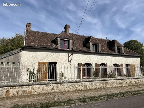 Longère 167 m² à rénover | Terrasse sud + jardin | Nogent-sur-Seine