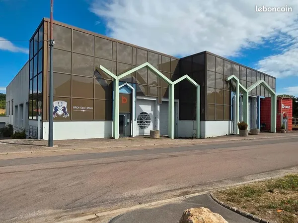 Local commercial 500 m²