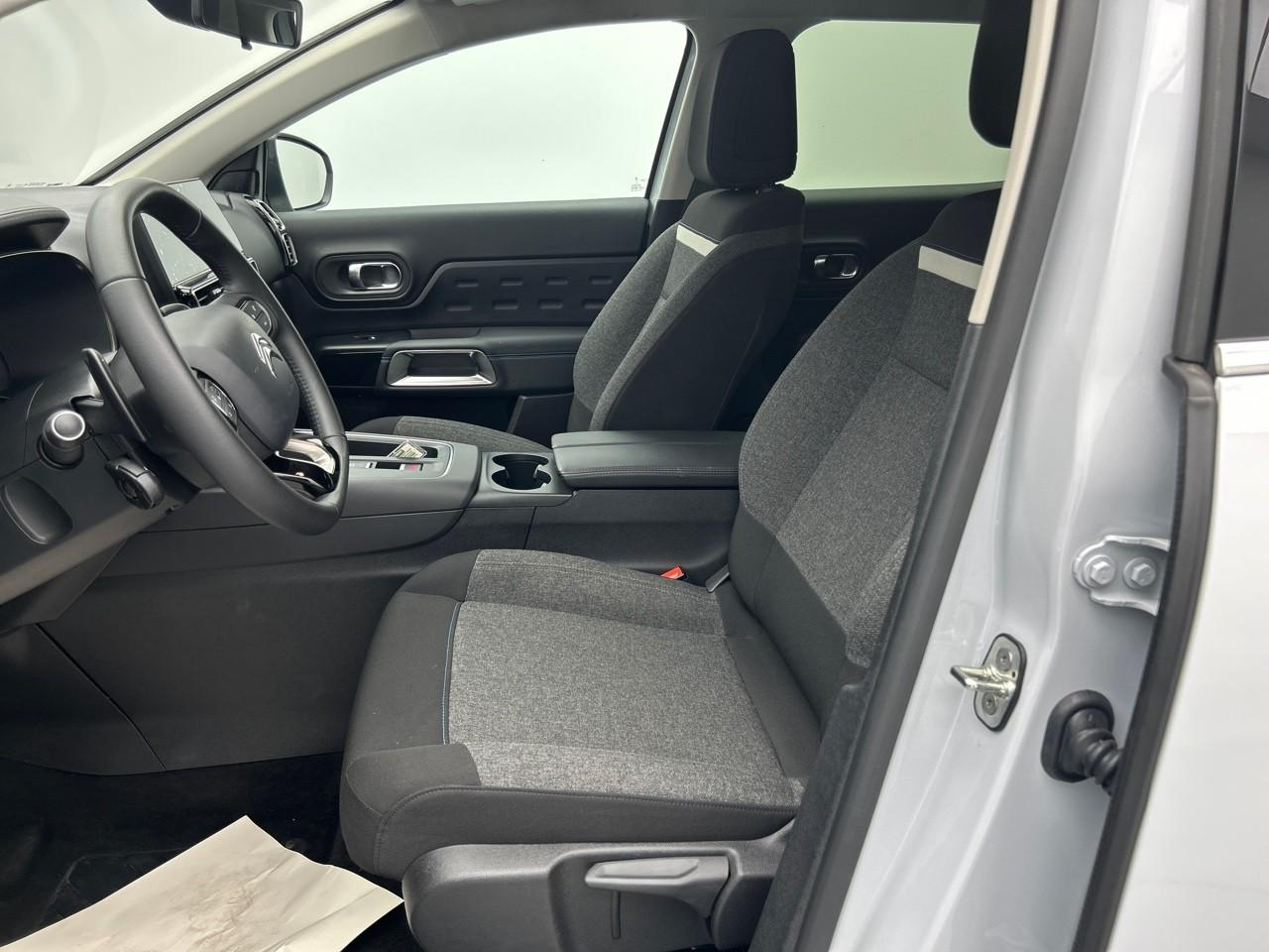 Citroën C5 Aircross hybride 145 e-dcs6 plus — photo 10