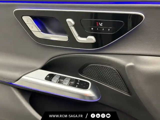 Mercedes Classe E berline 220 d amg line — photo 19