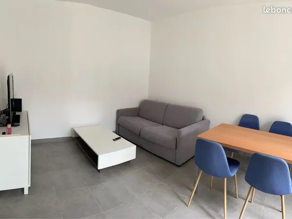 Appartement Location meublée F3