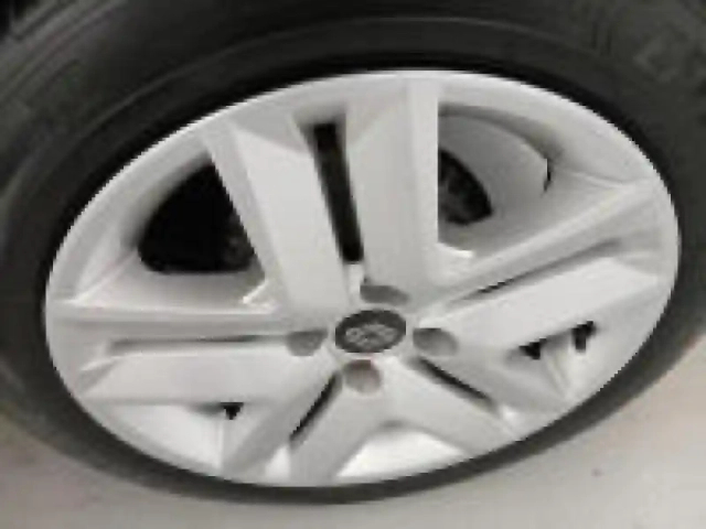 Renault Clio 1.0 tce 90ch evolution — photo 8