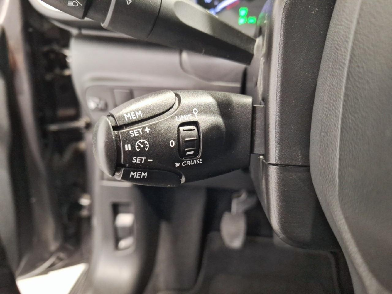 Citroën C3 bluehdi 100 s&s bvm6 shine business — photo 20