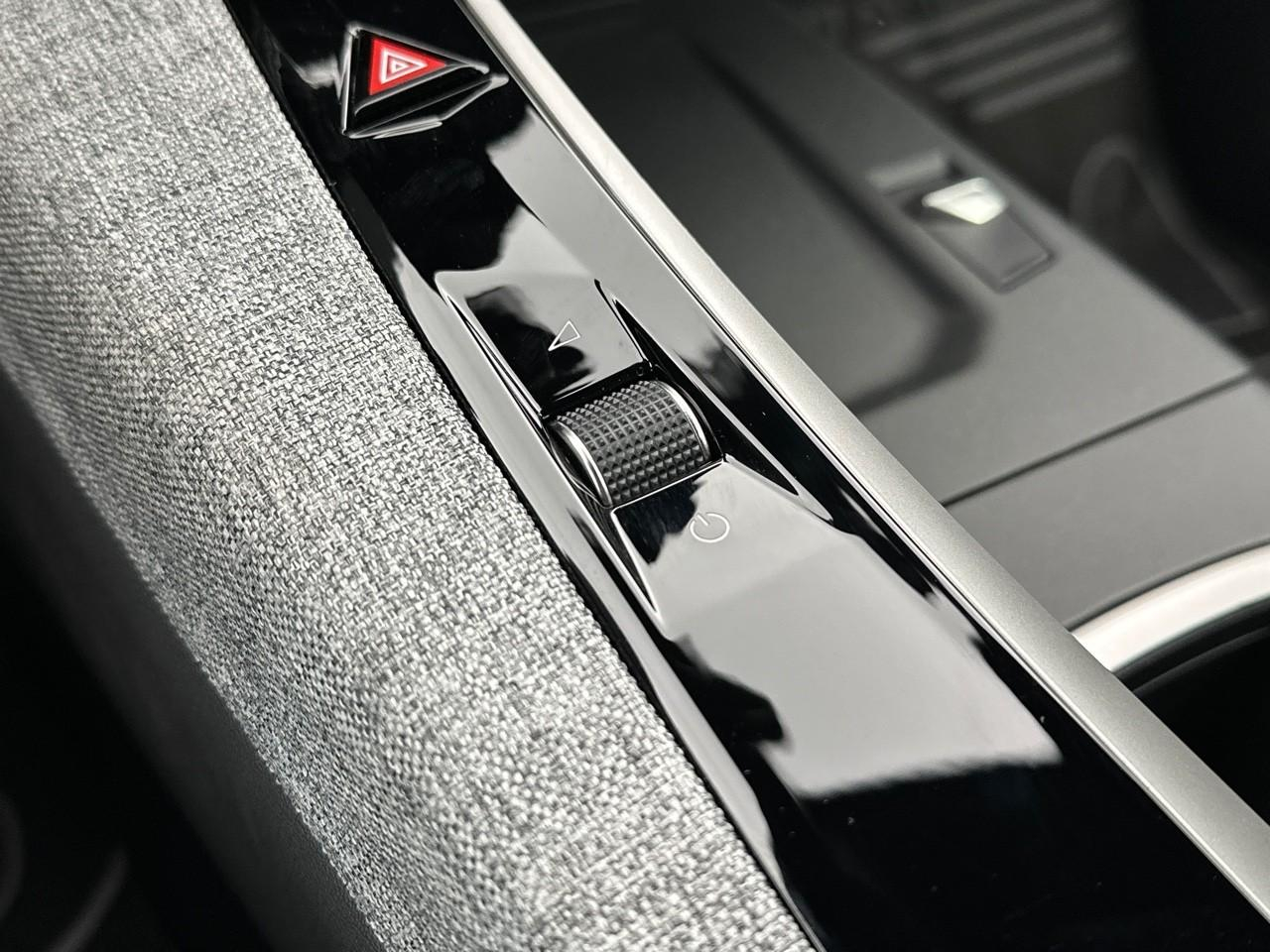 Peugeot 5008 hybrid 145 ch e-dcs6 gt — photo 31