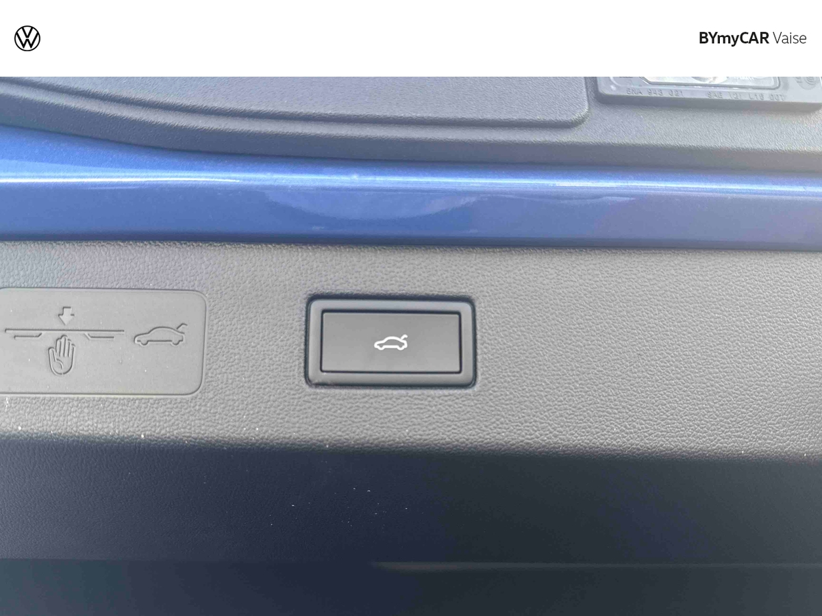 Volkswagen T-Roc 1.5 eTSI EVO2 Hybrid 116 ch DSG7 — photo 15