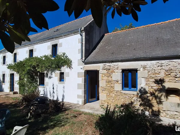 Cléden-Cap-Sizun, belle maison en pierre, au calme et proche des plages