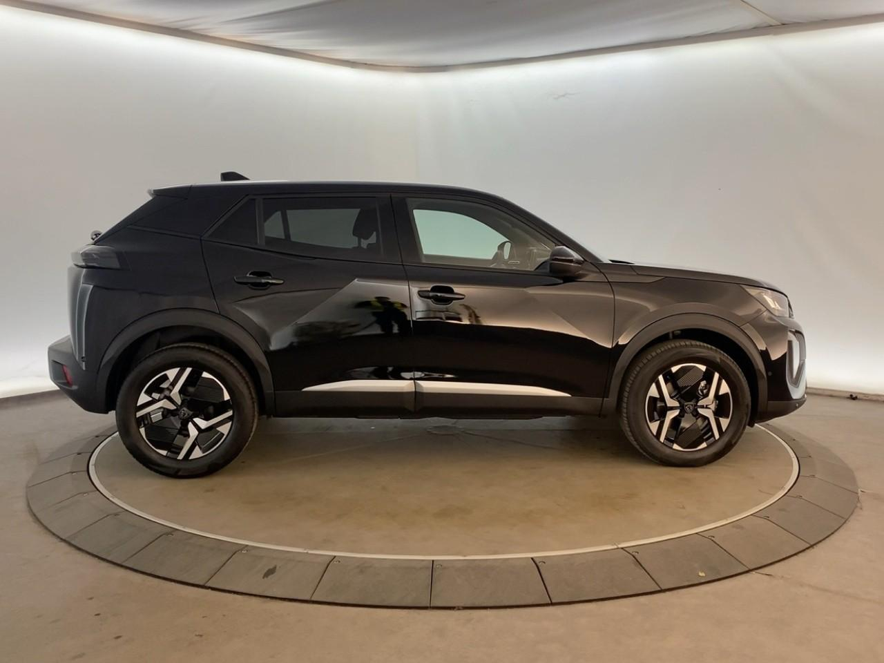 Peugeot 2008 hybrid 145 ch e-dcs6 allure — photo 4