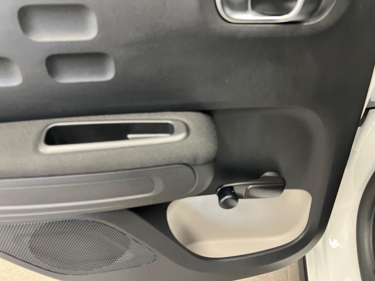 Citroën C3 puretech 83 ch bvm5 max — photo 15