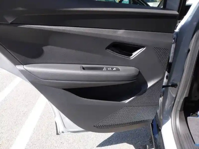 Renault Megane e-tech 220 ch autonomie confort — photo 10
