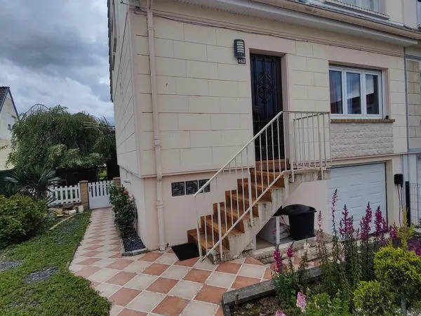 Maison mitoyenne quartier Brieux