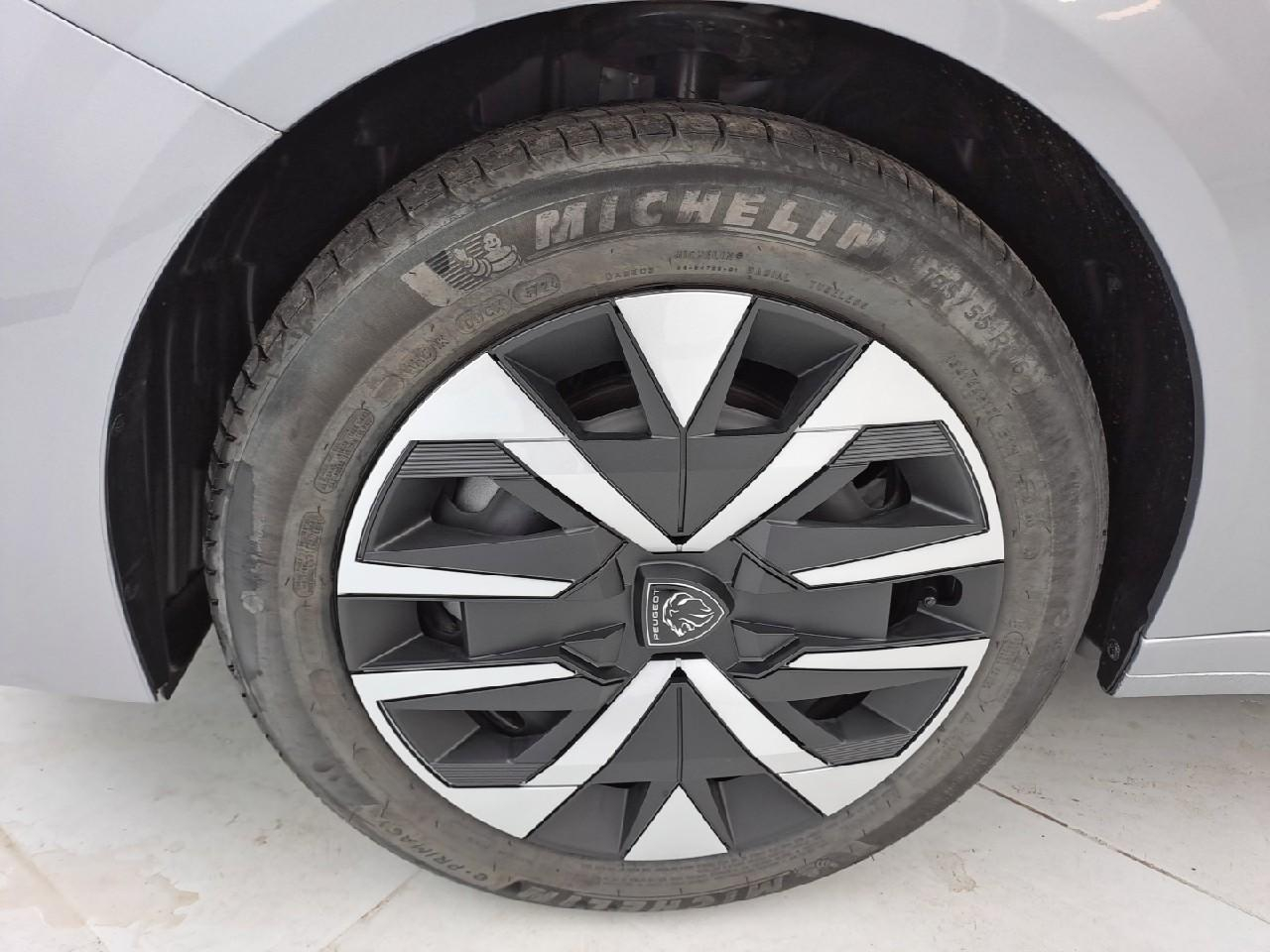Peugeot 208 100 s&s bvm6 style — photo 11