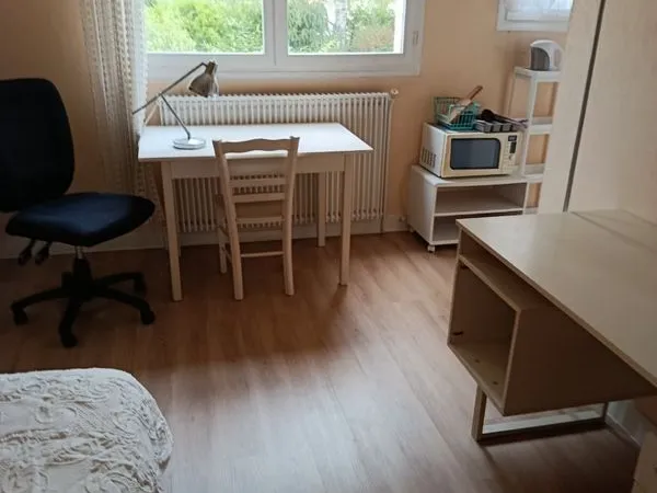 Location studio meublé