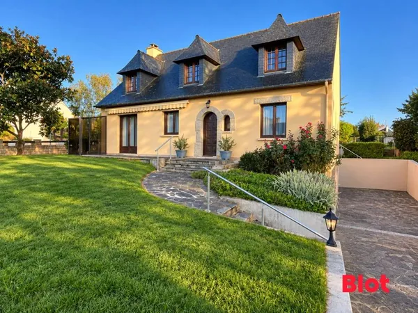 Maison 8 pièces 159 m²