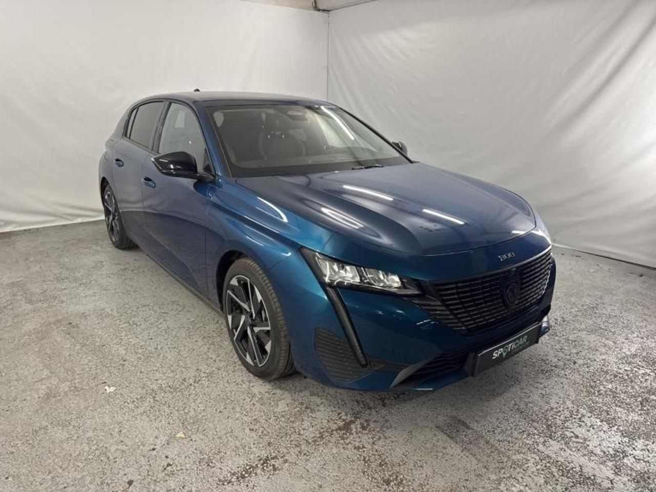 Peugeot 308 phev 180ch allure e-eat8 — photo 3