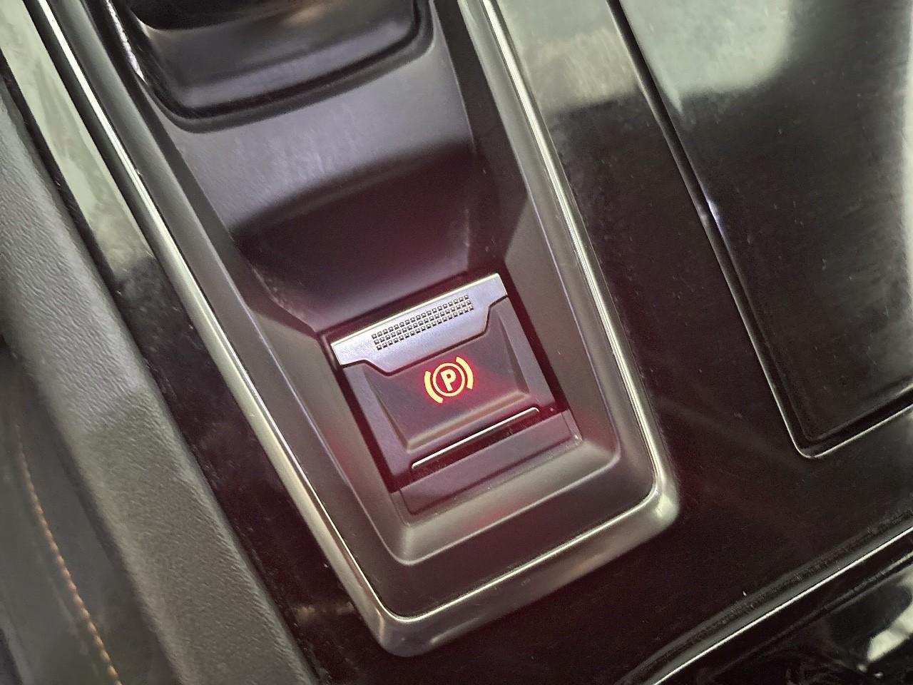 Peugeot 508 hybrid 225 e-eat8 active pack — photo 21