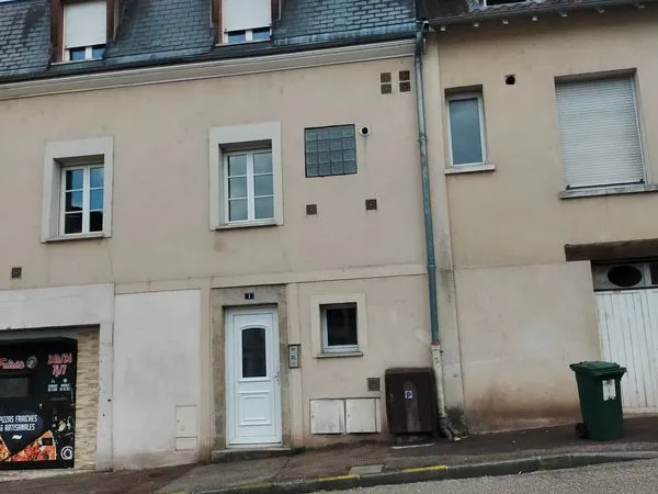 LOUE F 2 près du lycée Valadon Limoges 87000