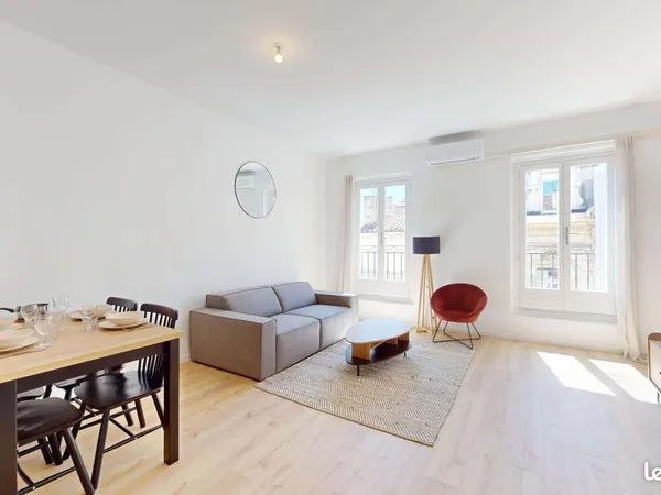 Appartement 5 pièces 104 m²