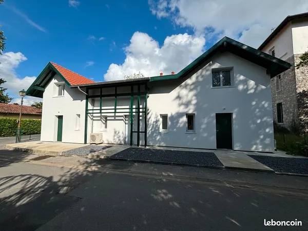 Appartement à louer au centre de Cambo
