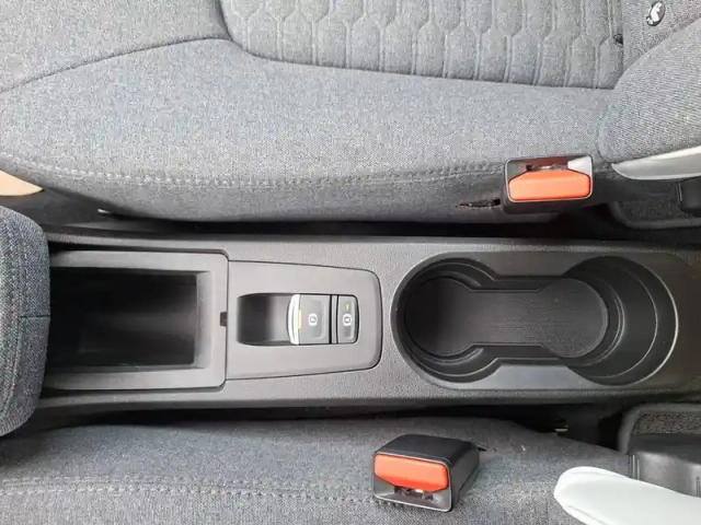 Renault Zoé zoe r110 - my22 — photo 45