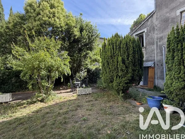 Maison 9 pièces 183 m²