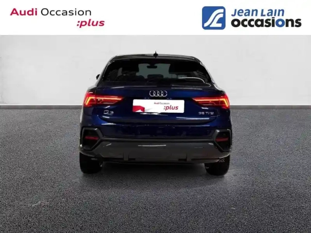 Audi Q3 sportback 35 tfsi 150 ch s tronic 7 — photo 6