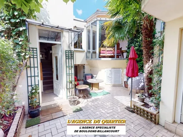 Rue Diaz Maison de 120 m² pleine de cachett et patio intérieur