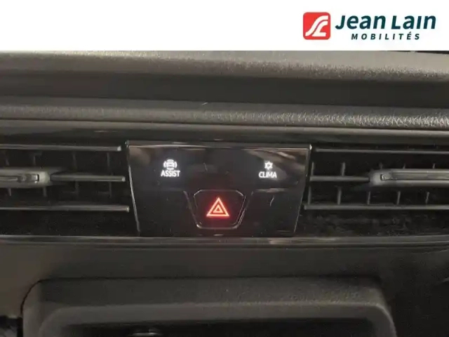 Volkswagen Caddy maxi 2.0 tdi 122 dsg7 — photo 14