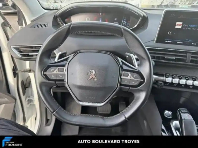 Peugeot 5008 1.2 puretech 130ch s&amp;s allure eat8 — photo 9