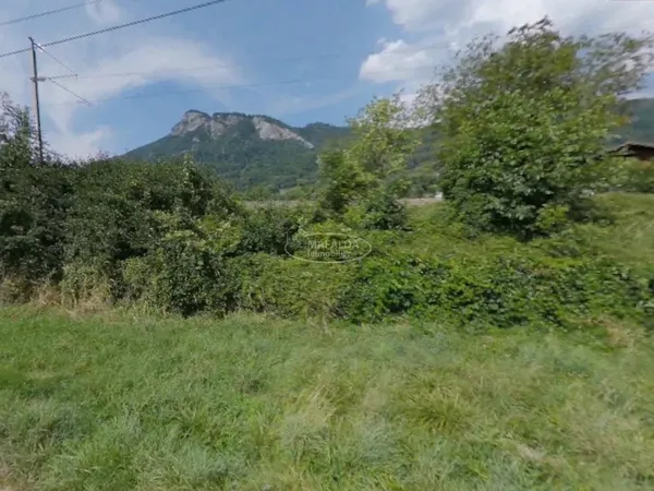Terrain à bâtir sur THYEZ 74300