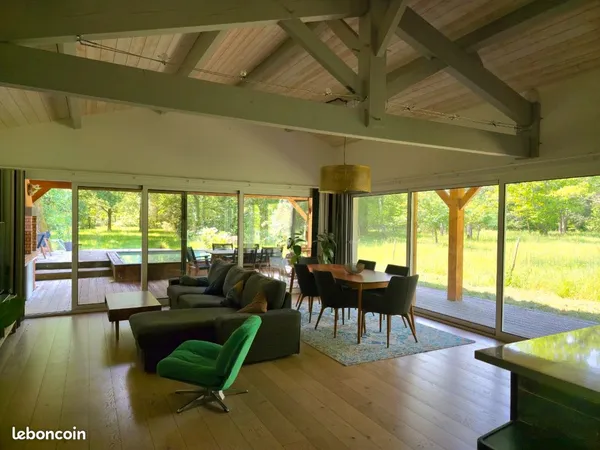 Chambres dans grande maison