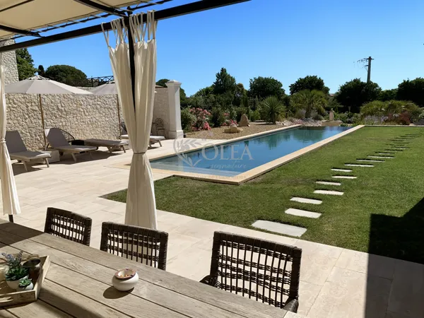 Villa style provencal proche Uzès.