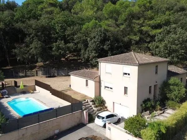 Villa 5 pièces 130 m²