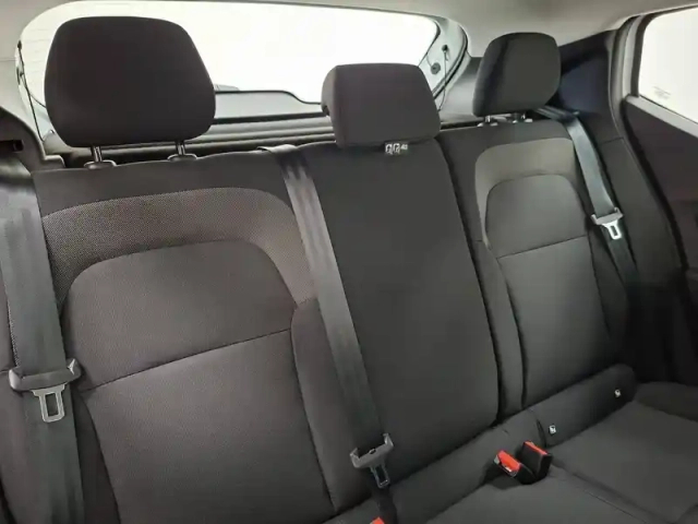 Dacia Sandero sce 65 — photo 25