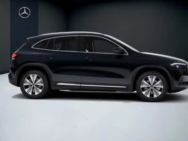 Mercedes Eqa 250 business line — photo 27