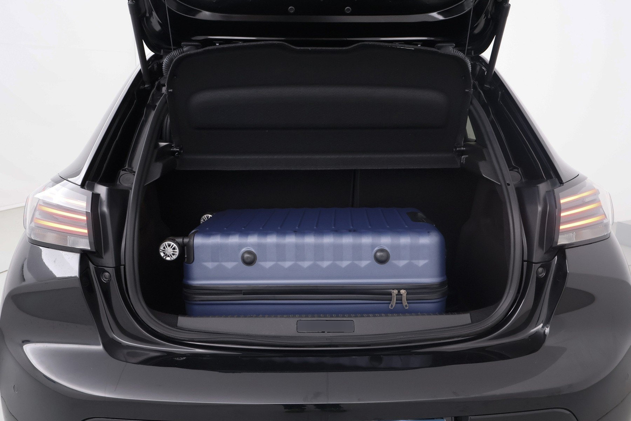 Peugeot 208 — photo 15