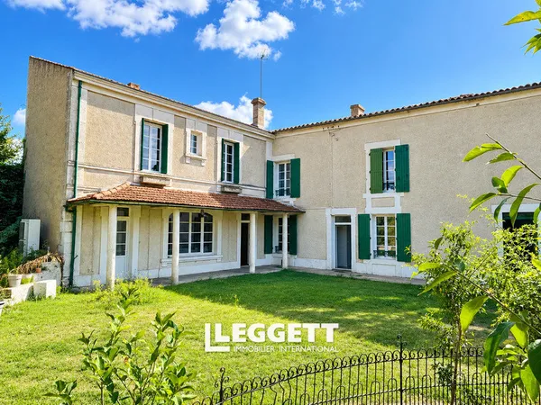 Maison 10 pièce(s), MARCILLAC-LANVILLE