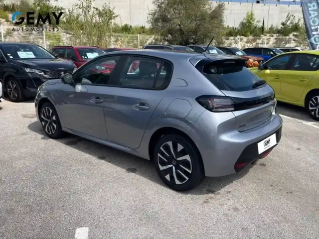 Peugeot 208 100 s&amp;s bvm6 — photo 7