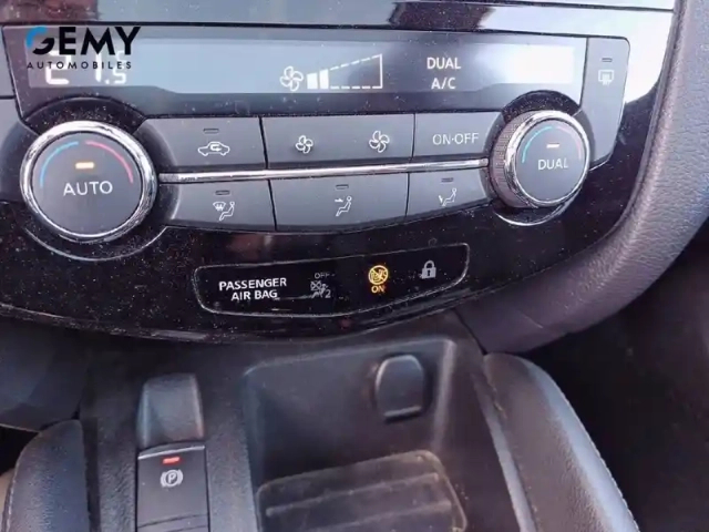Nissan Qashqai 1.5 dci 115 — photo 17