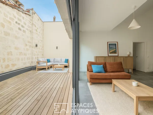 Appartement rénové avec grande terrasse aux Chartrons