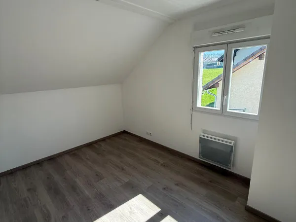 Vends maison 94m² 4 chambres + garage