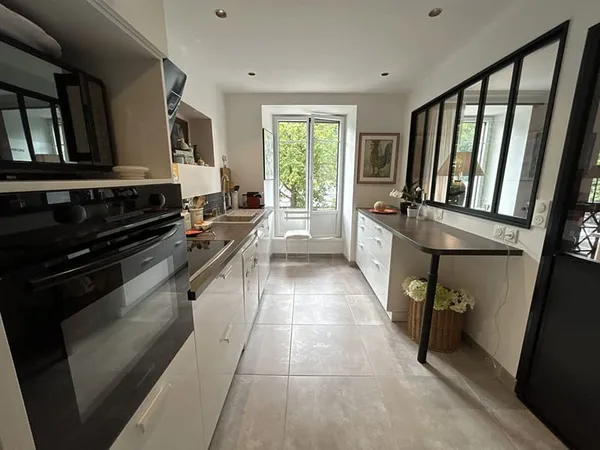 Adresse de prestige, appartement d' exception à vendre. Centre ville de Quimper - Réf. 60
