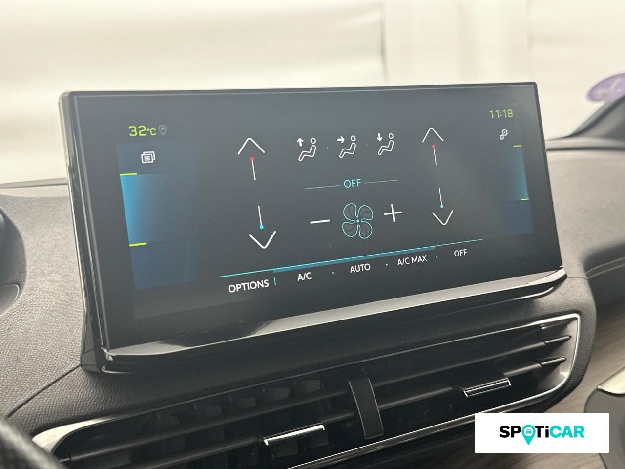 Peugeot 3008 plug-in hybrid4 300ch gt e-eat8 — photo 13
