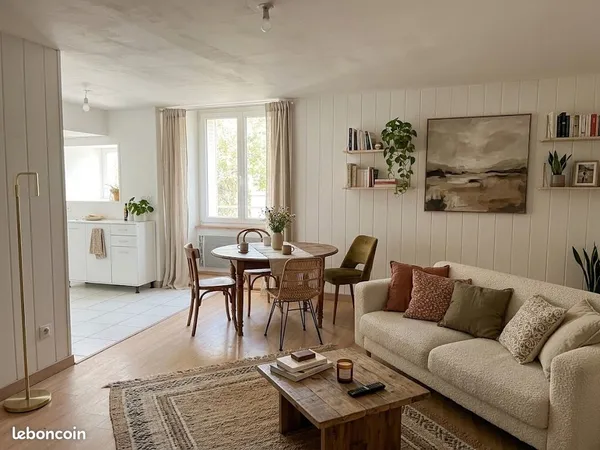 Appartement T3 centre Couhe