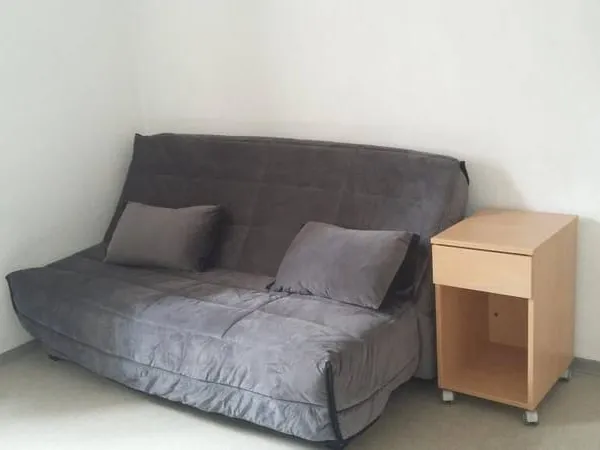 Studio 1 pièce 18 m²