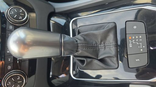 Peugeot 508 1.6 BlueHDi 120 EAT6 - Allure – 2018 – 42215 km – Diesel – Boîte Automatique — photo 22